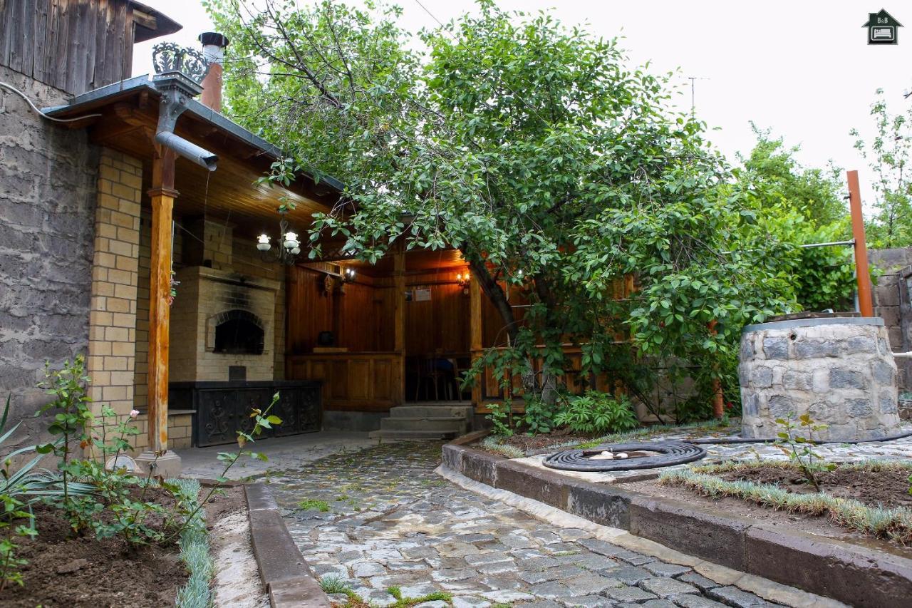 Guest House In Gjoemri Buitenkant foto