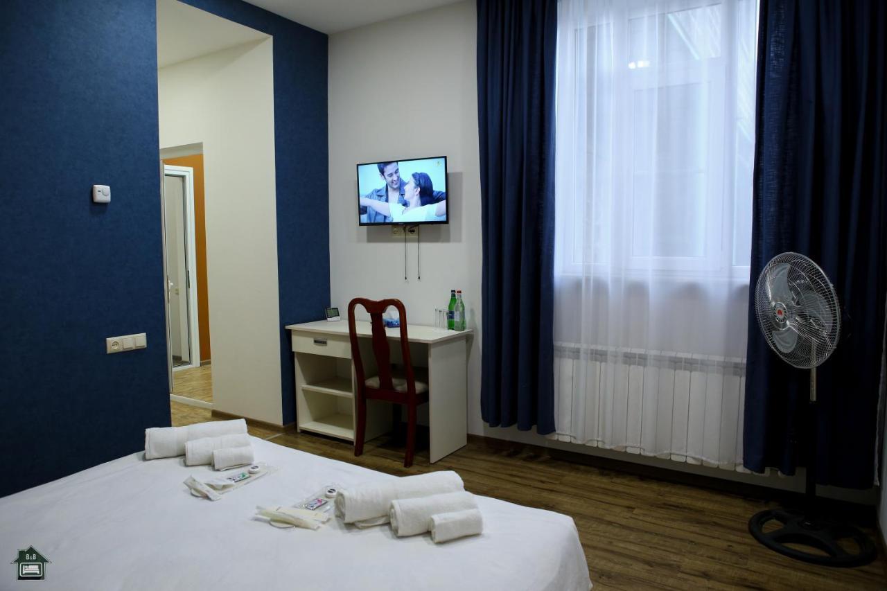 Guest House In Gjoemri Buitenkant foto