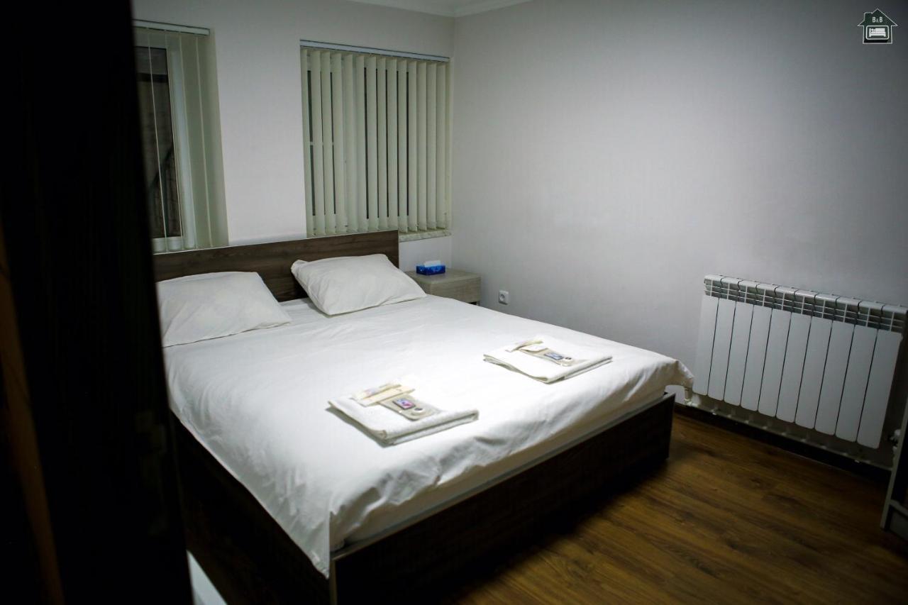 Guest House In Gjoemri Buitenkant foto
