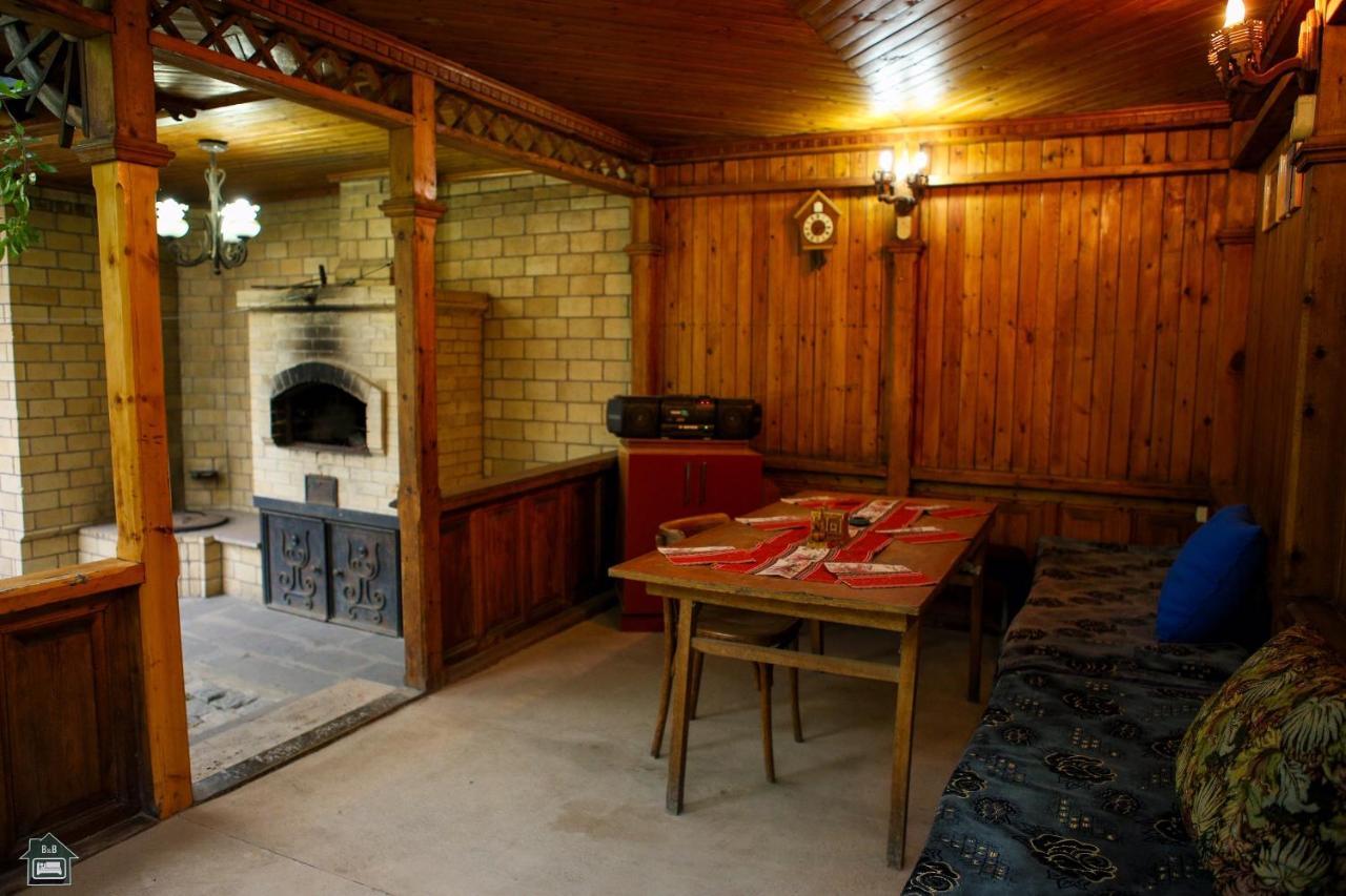 Guest House In Gjoemri Buitenkant foto
